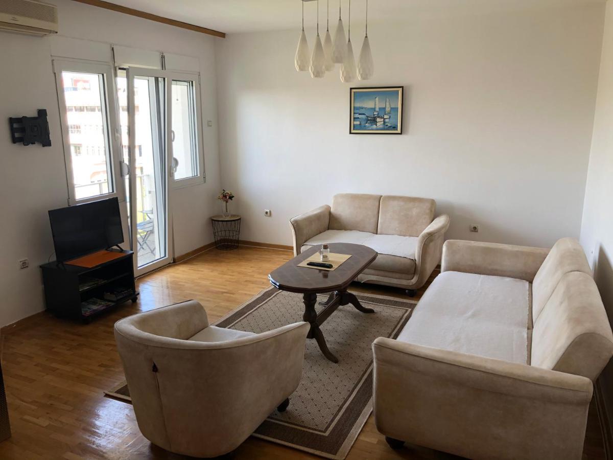 Square Apartment Подгориця Екстер'єр фото